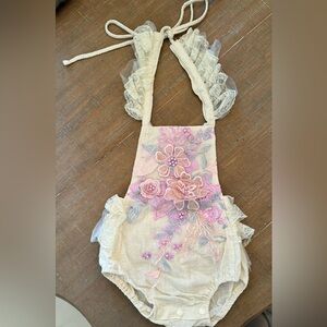 Size 100 ivory floral onesie - birthday girl insp